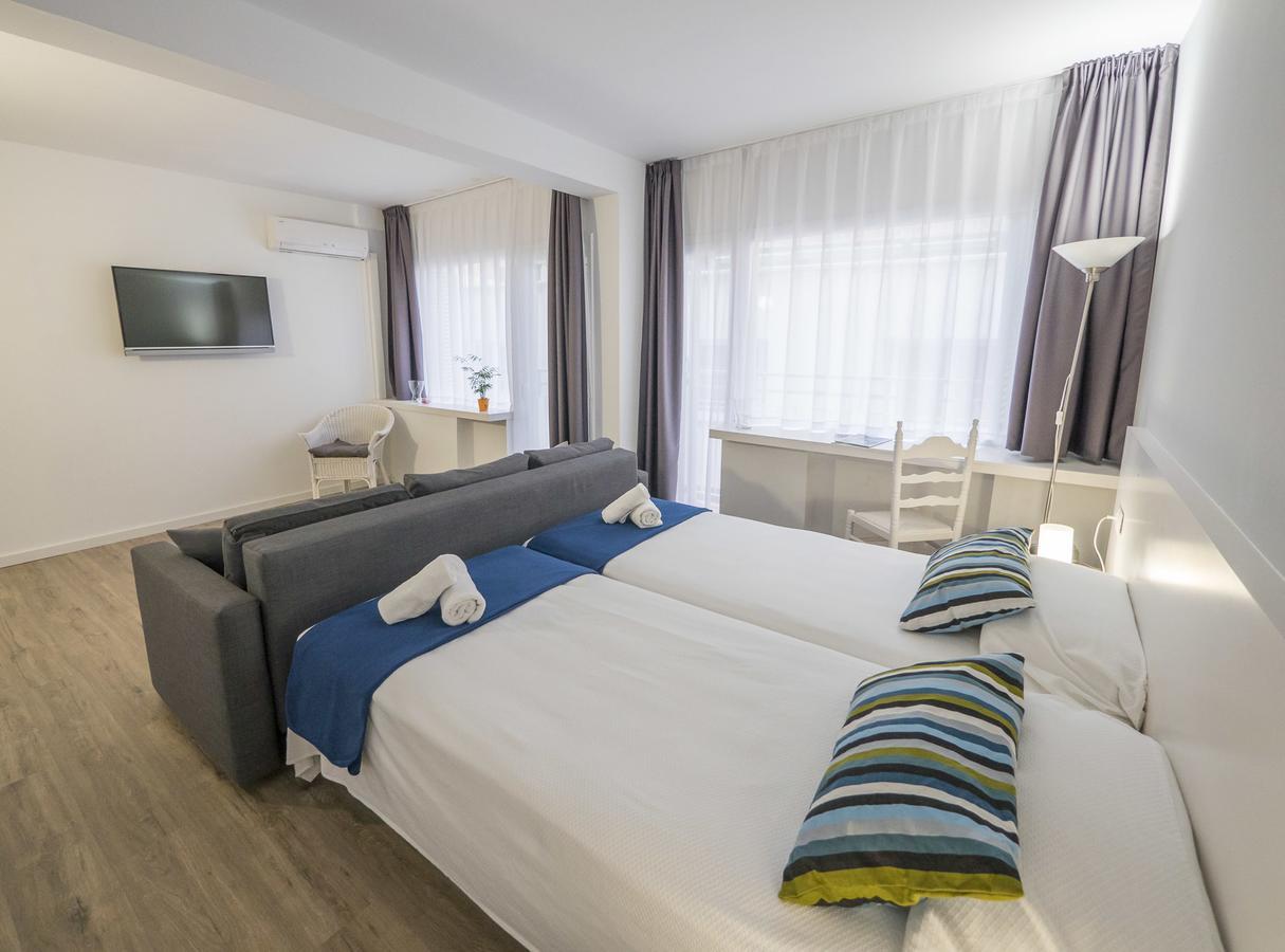 Hotel Victoria Lloret de Mar Exterior photo